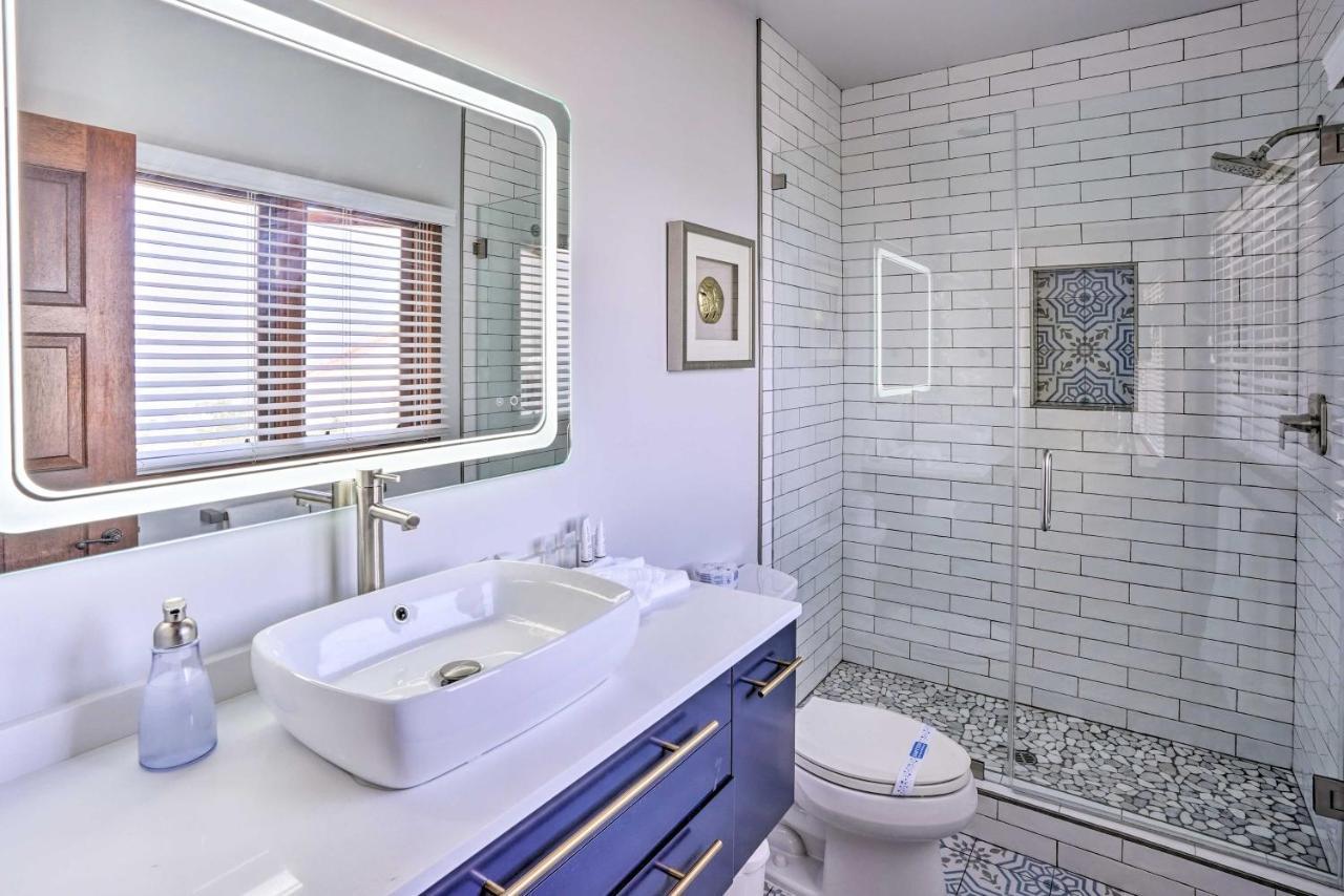 Quiet Avalon Getaway Villa With Ocean View And Balcony Eksteriør bilde